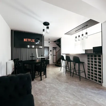 Elisio - Luxury Penthouse * Brašov